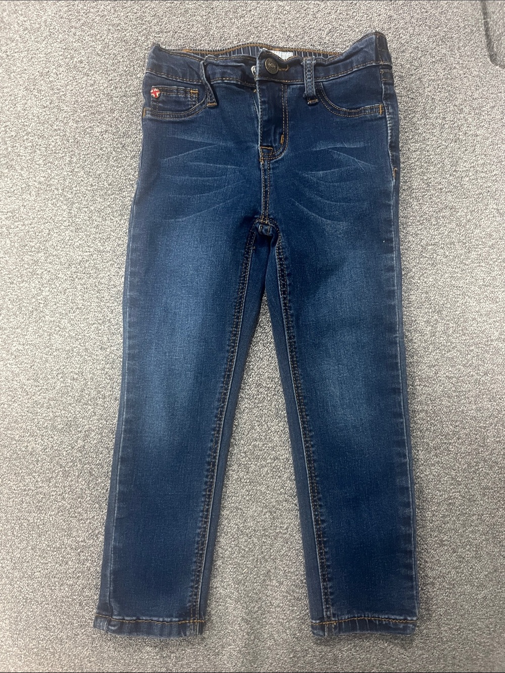Like new Hudson boys 4T jeans